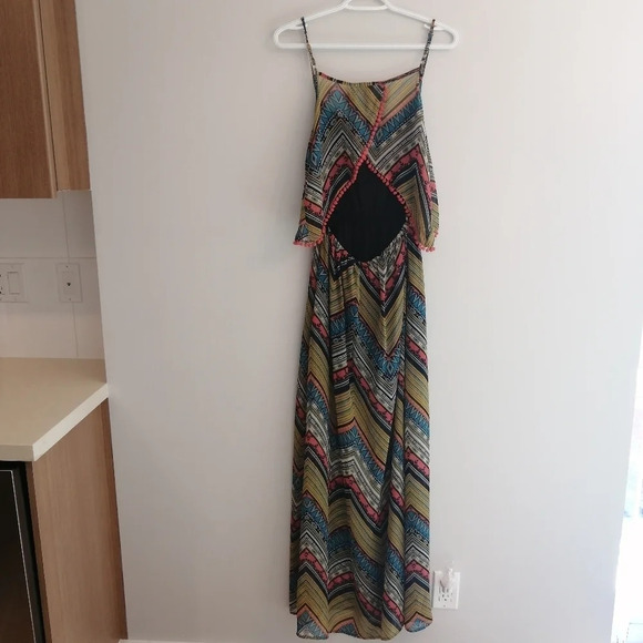 Umgee Aztec Chevron Print Semi Sheer Boho Maxi Dress with Back Cutout Small - Picture 4 of 15